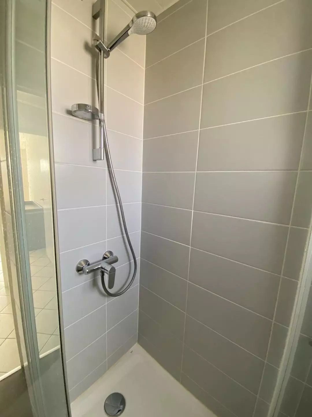 b6fcf340-0d97-4f2b-adbd-06af56391acf