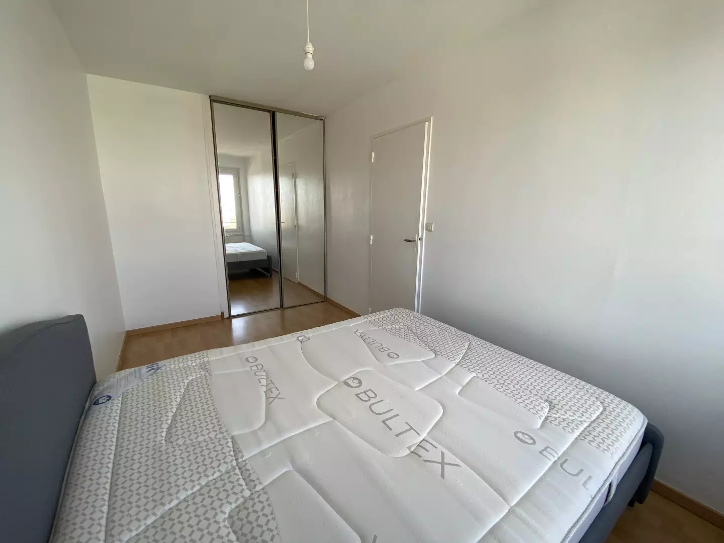 b7b9c6ed-8015-47eb-a504-96fd8231ee3c